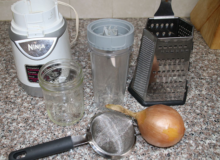 Preparing Your Onion Juice